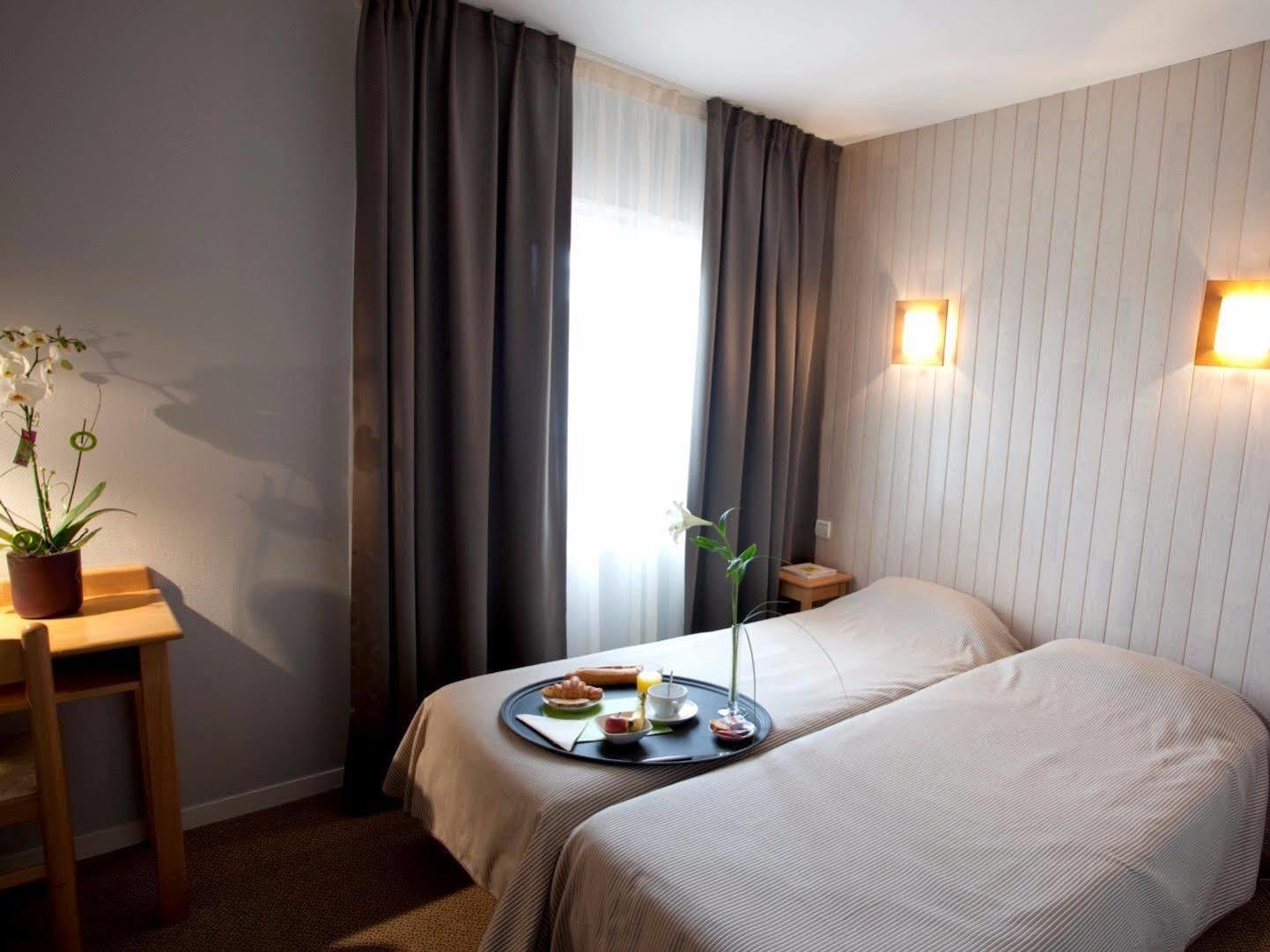 Logis Hotel Le Relais Biscarrosse Esterno foto